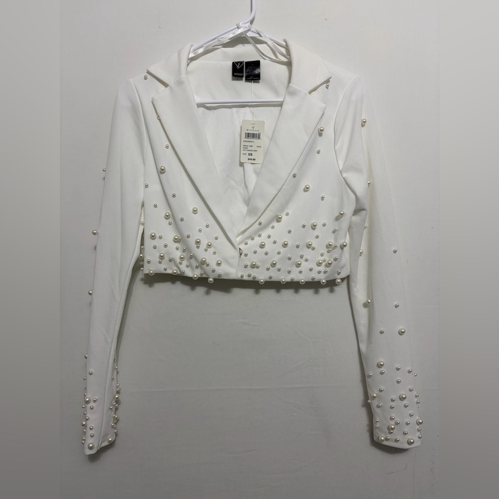 Windsor women’s size XS Ivory Pearl Embellished Crop Blazer NWT(A376)✨